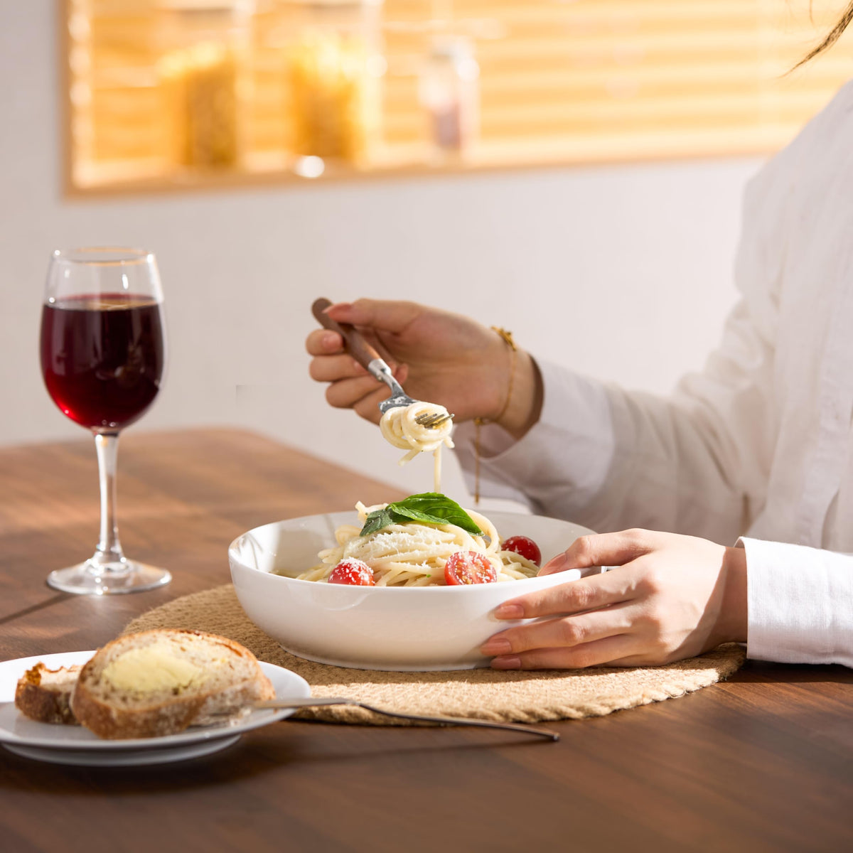 White 40 oz Pasta Bowls Set of 4 K6894