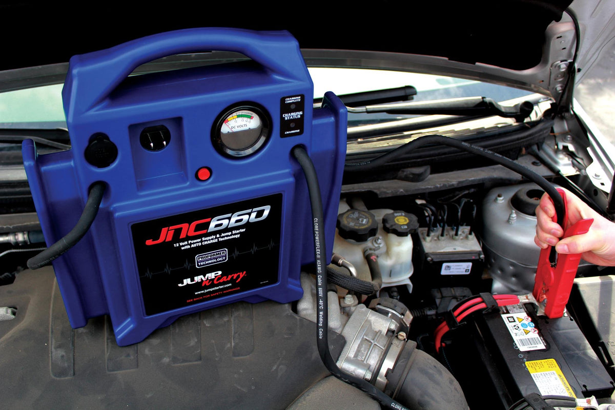 1700 Peak Amp 12 Volt Jump Starter and 2.5 Amp Battery Maintainer T207