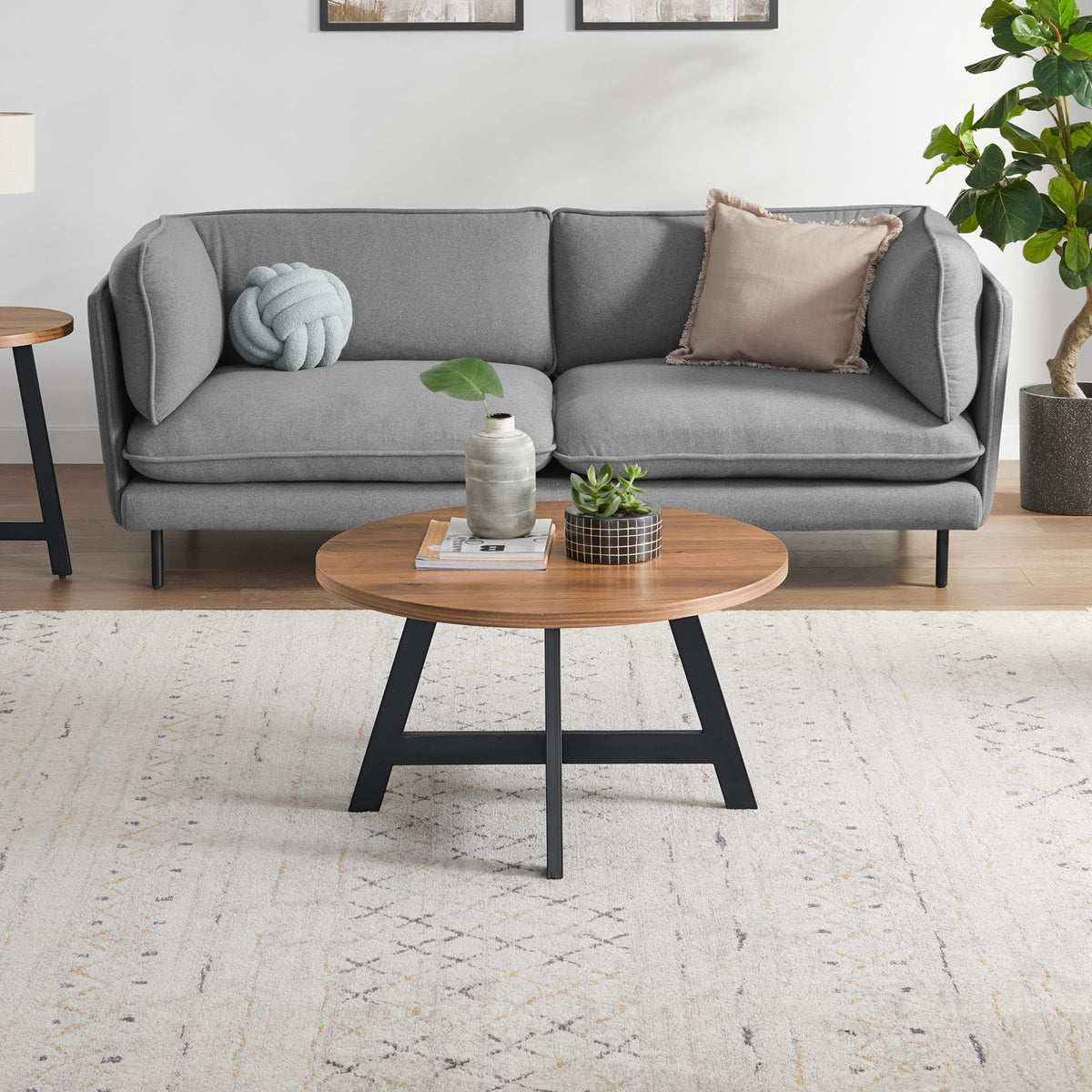 Round Wood Top Metal Base Coffee Table N41376
